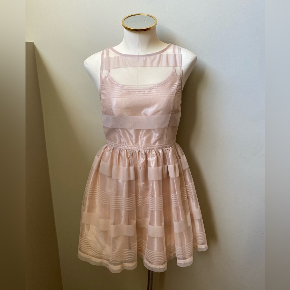 ALTAR’D STATE Cream Cocktail Dress NWT | Size Medium